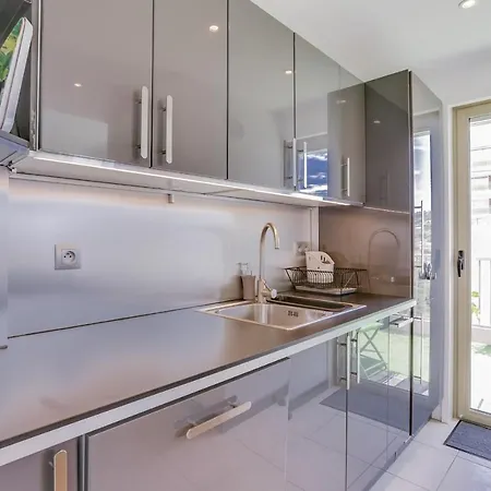Immogroom - With Terrace - Ac - Parking Appartement